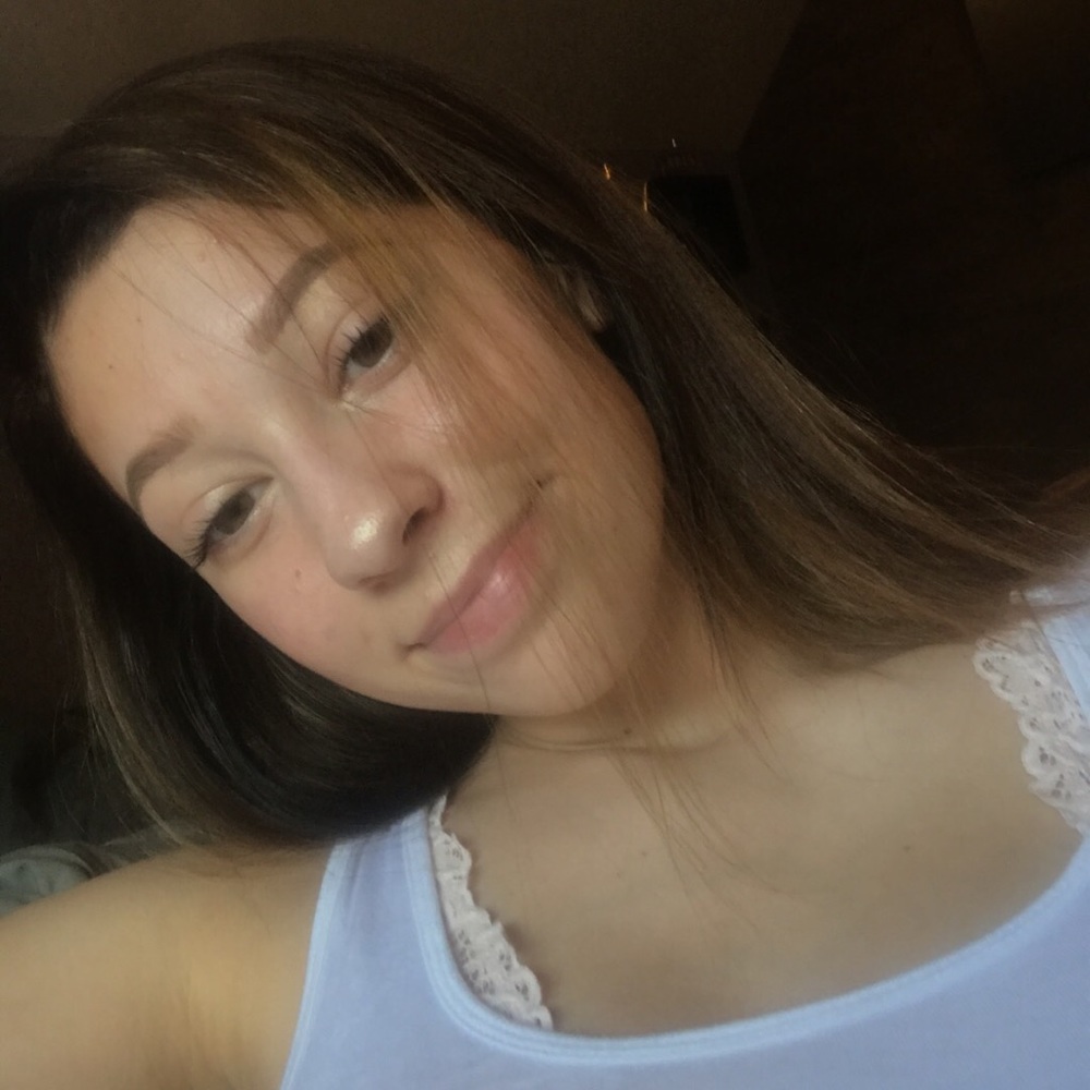 Meet your Posher, Izabela